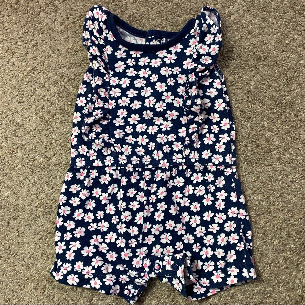 🖤3 month romper